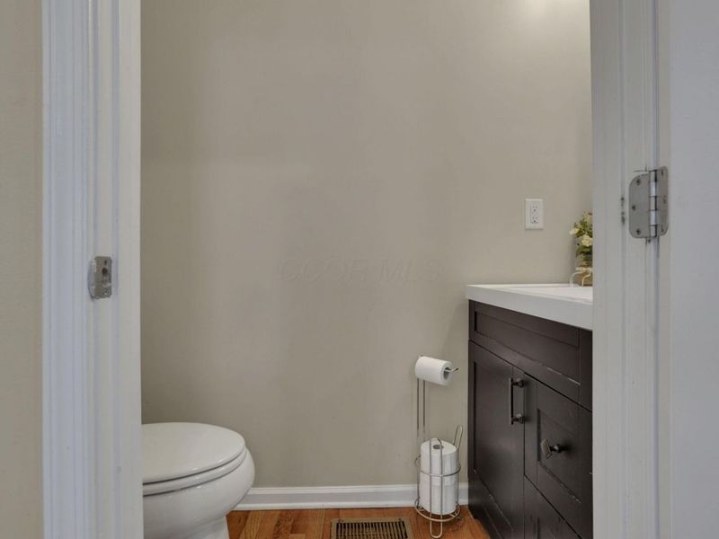 7844 Adare Court, Unit 5, Dublin, OH 43016 Photo 13