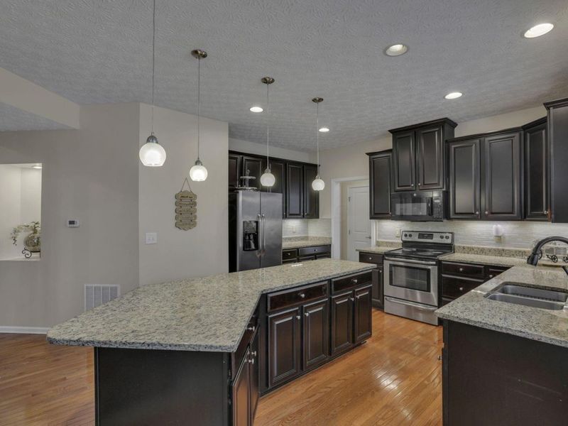 7844 Adare Court, Unit 5, Dublin, OH 43016 Photo 22