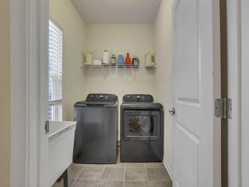 7844 Adare Court, Unit 5, Dublin, OH 43016 Photo 50