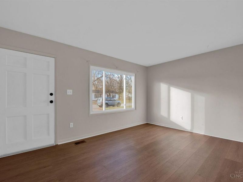 4957 Castleton Drive, Fairfield, OH 45014 Photo 7