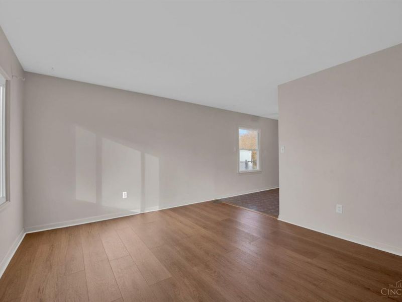 4957 Castleton Drive, Fairfield, OH 45014 Photo 8