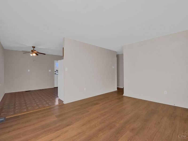 4957 Castleton Drive, Fairfield, OH 45014 Photo 9
