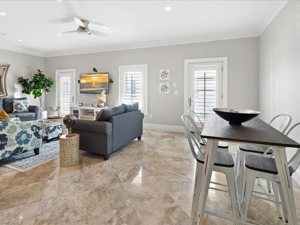 292 14th Ave S, Unit F, Naples, FL 34102 Photo