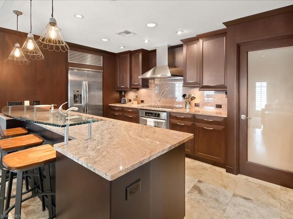 292 14th Ave S, Unit F, Naples, FL 34102 Photo