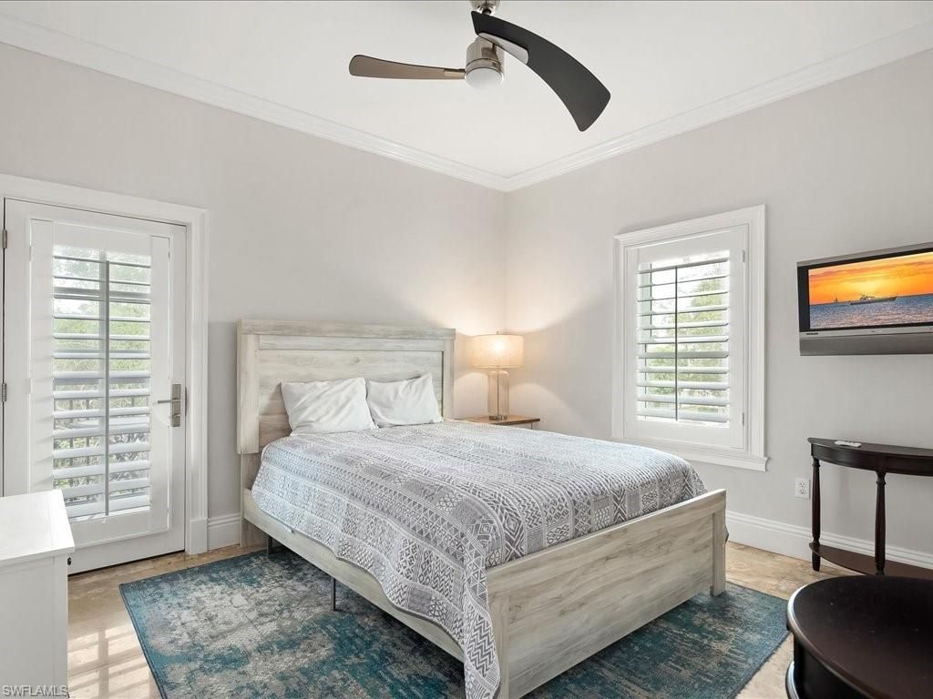 292 14th Ave S, Unit F, Naples, FL 34102 Photo