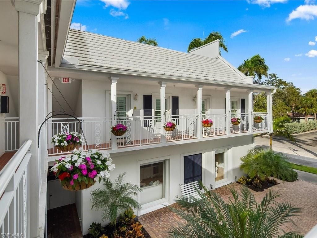 292 14th Ave S, Unit F, Naples, FL 34102 Photo