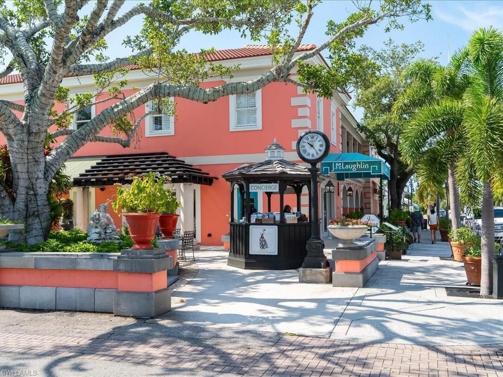 292 14th Ave S, Unit F, Naples, FL 34102 Photo