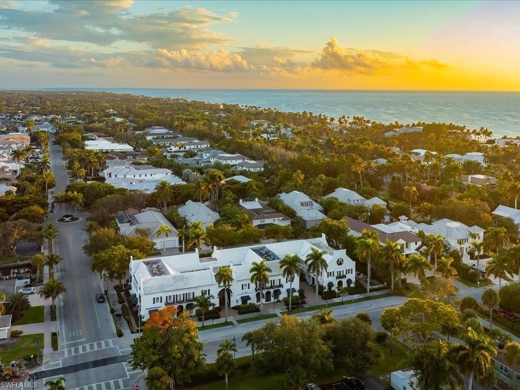 292 14th Ave S, Unit F, Naples, FL 34102 Photo