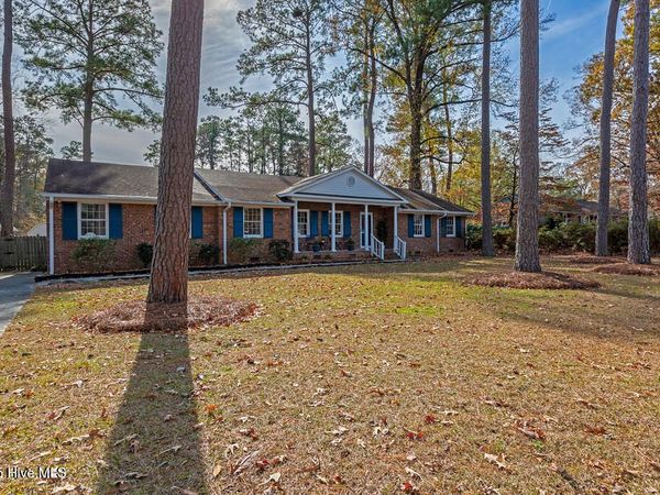 5105 Pinetree Lane, Trent Woods, NC 28562