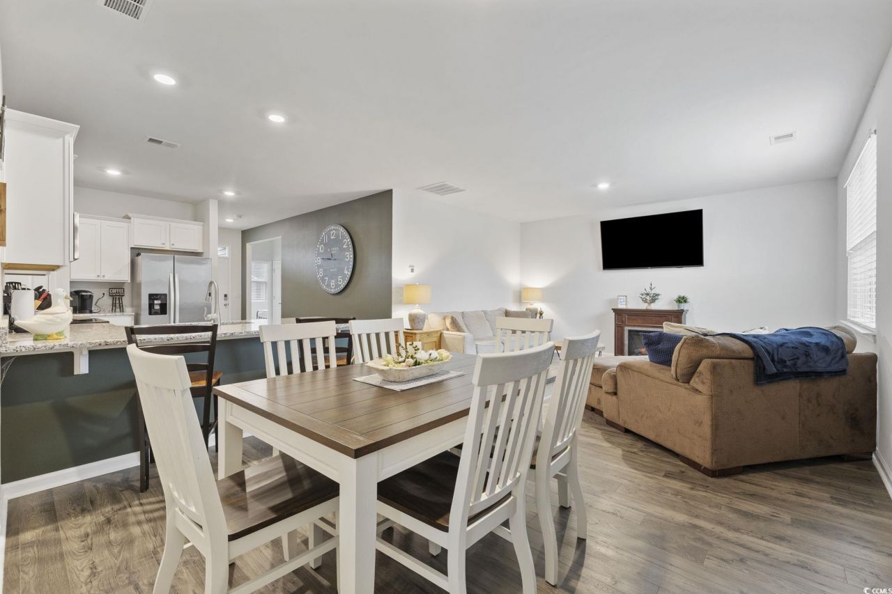 2816 Ophelia Way Photo 17