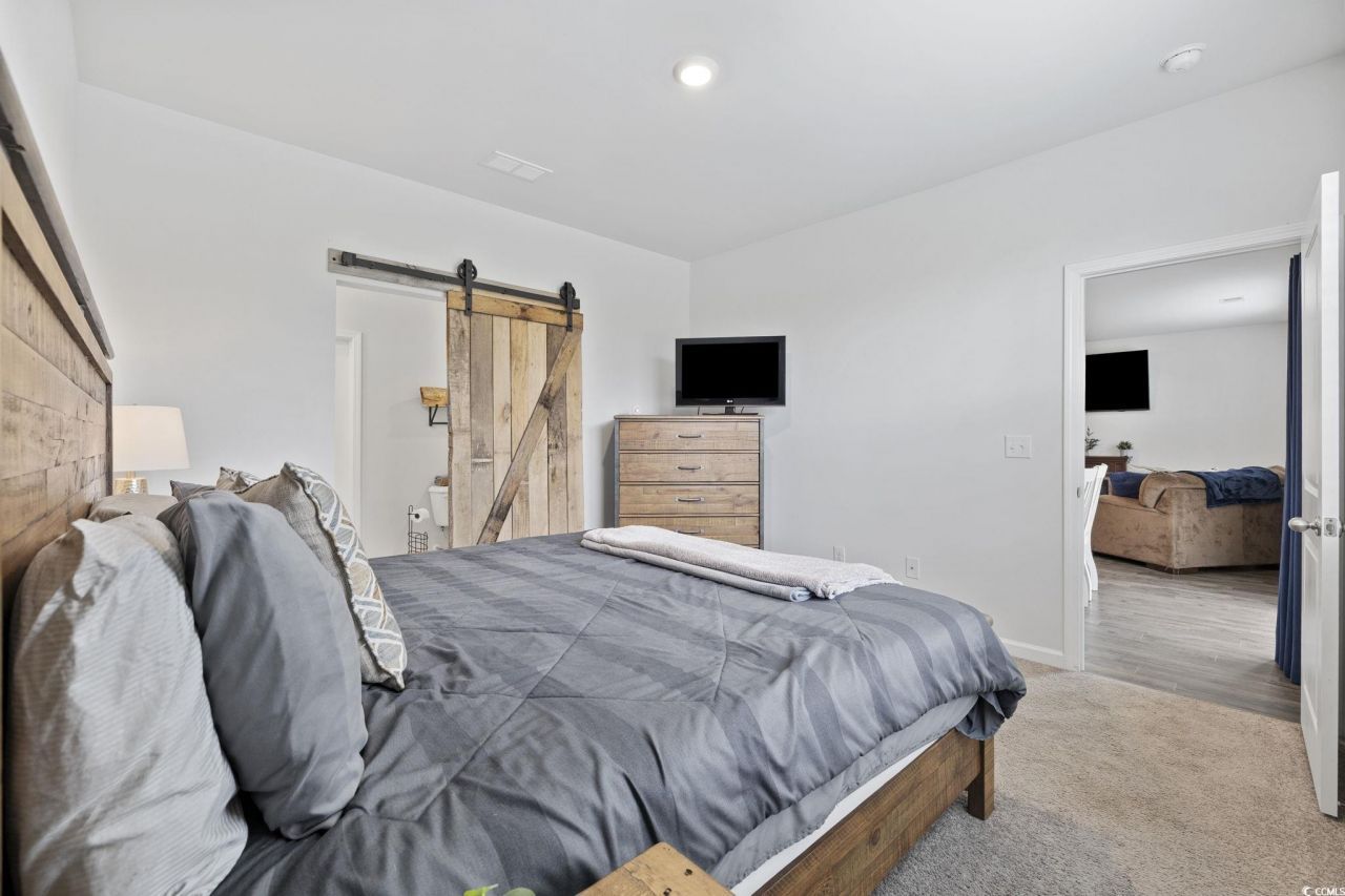 2816 Ophelia Way Photo 21