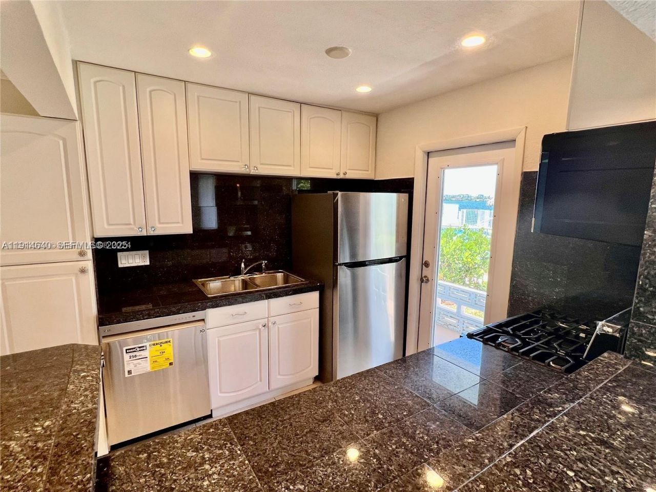 2700 NE 135th St, Unit 45, North Miami, FL 33181 Photo