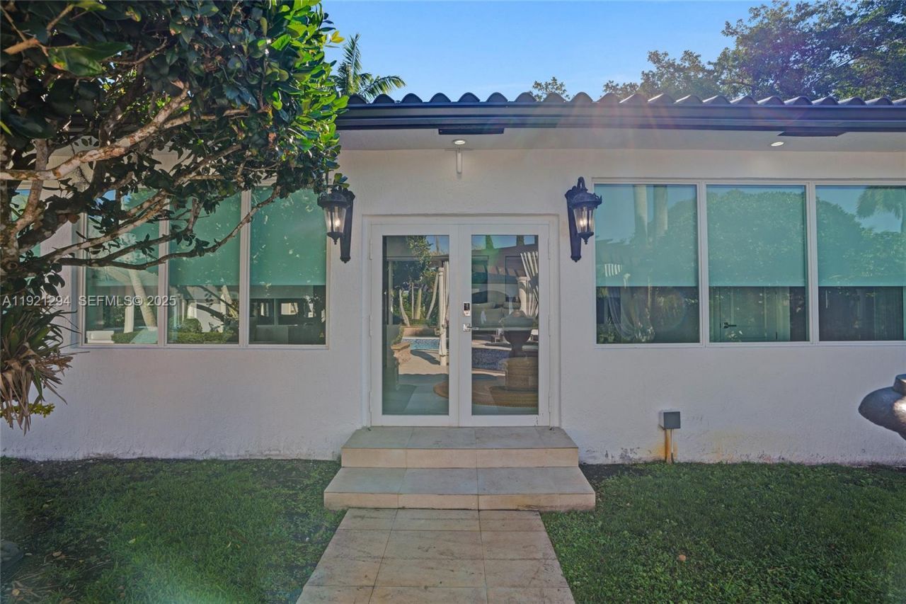 10400 SW 62nd St, Miami, FL 33173 Photo