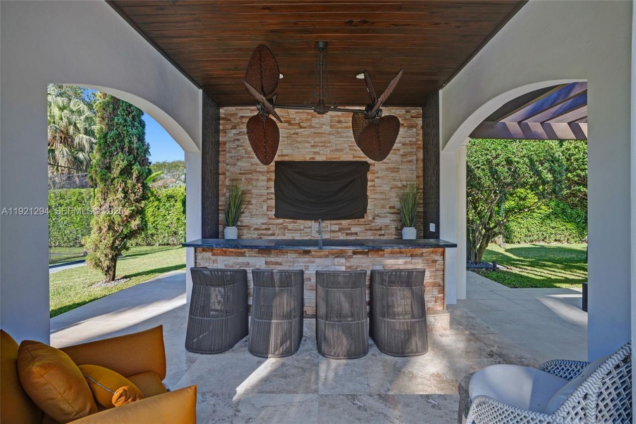 10400 SW 62nd St, Miami, FL 33173 Photo