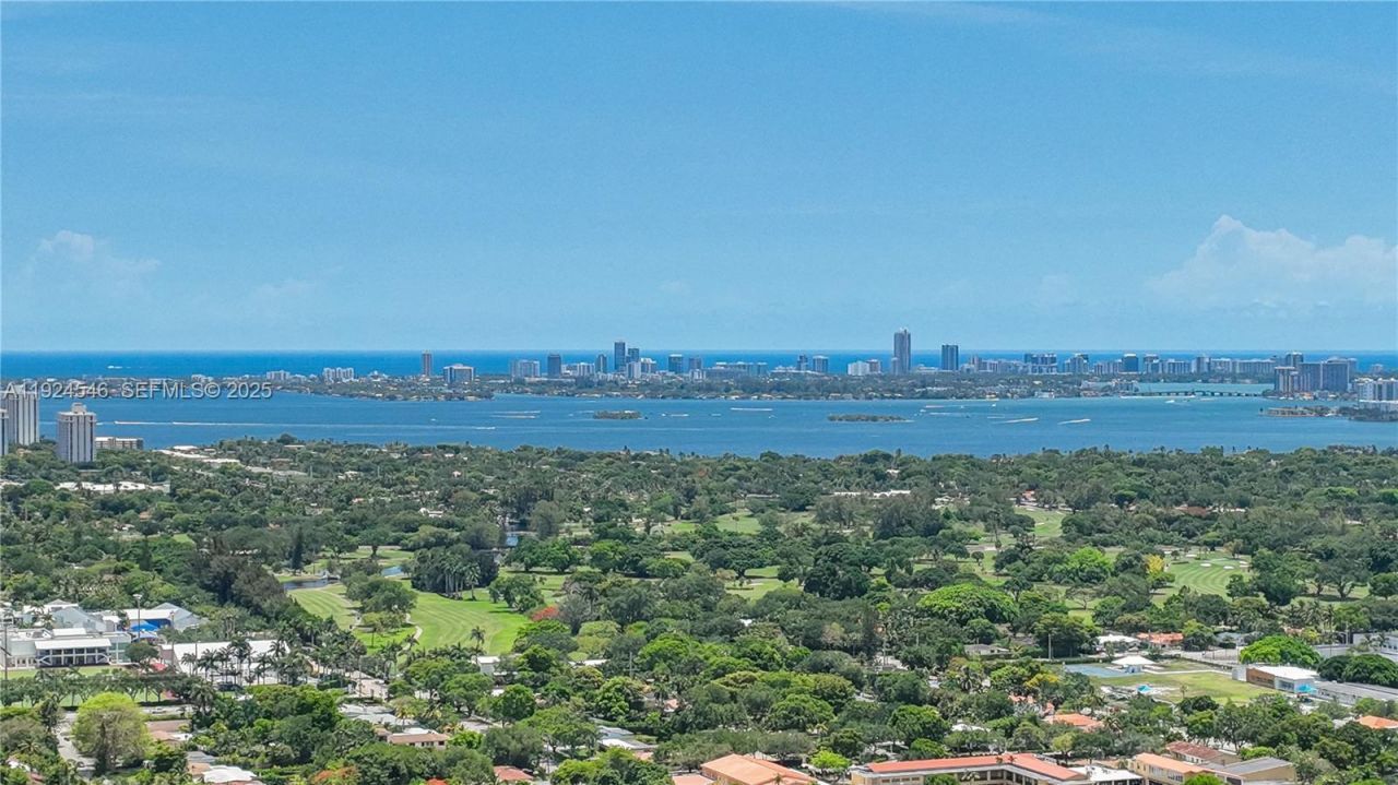 10851 NE 2nd Ct, Miami, FL 33161 Photo