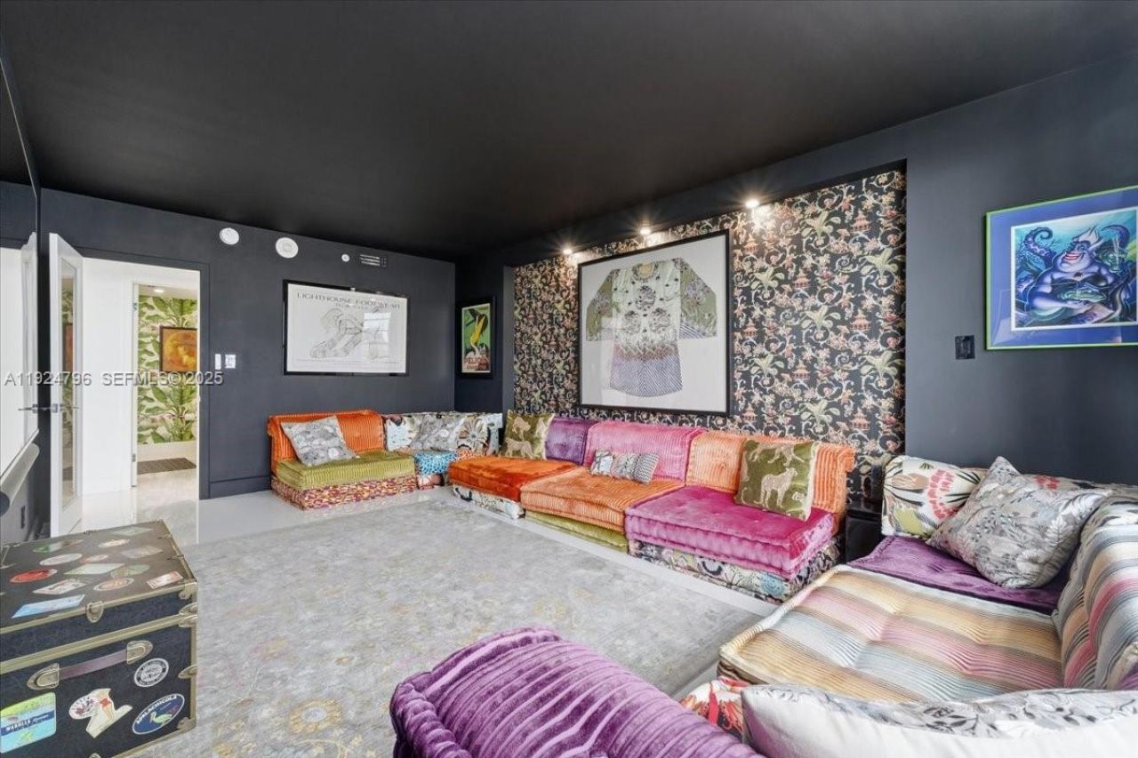 100 Lincoln Road, Unit 747, Miami Beach, FL 33139 Photo