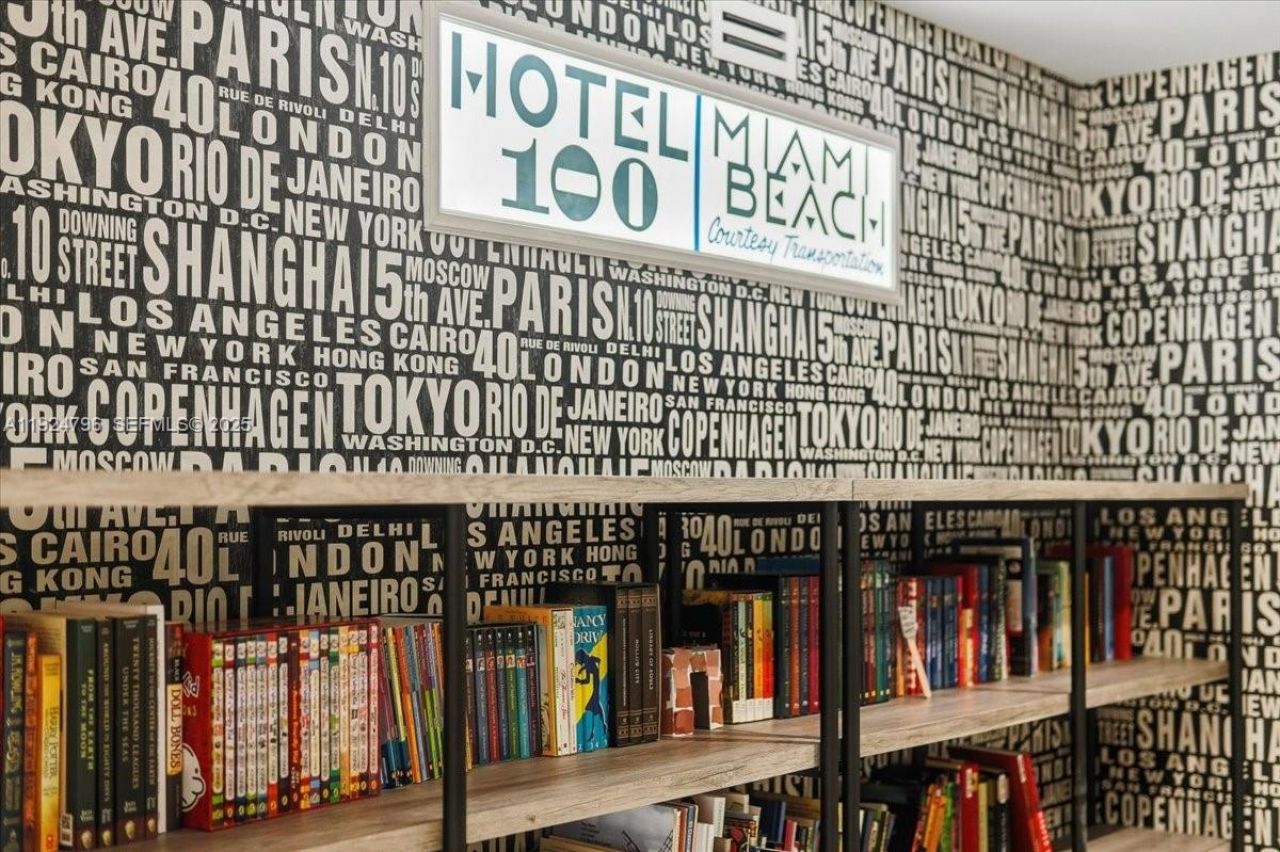 100 Lincoln Road, Unit 747, Miami Beach, FL 33139 Photo