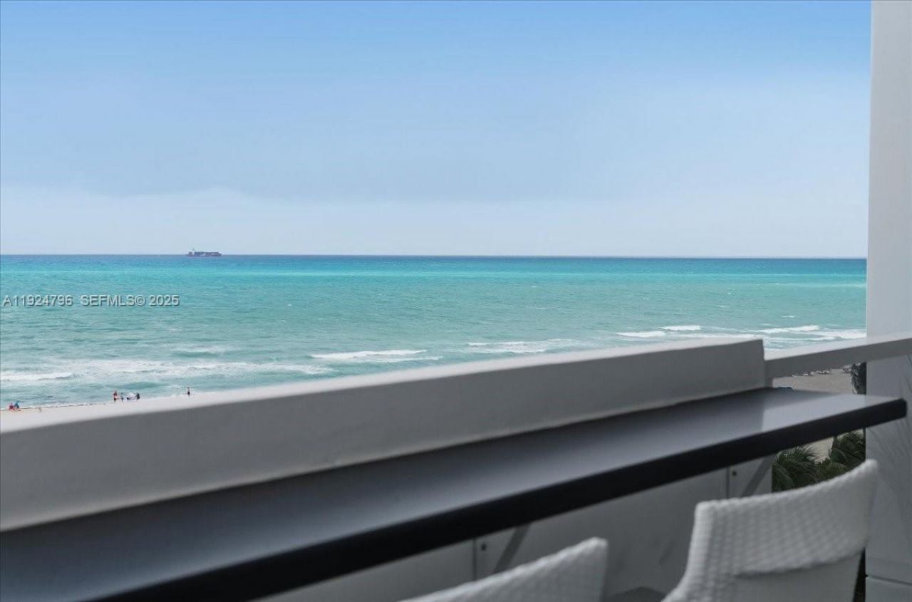 100 Lincoln Road, Unit 747, Miami Beach, FL 33139 Photo
