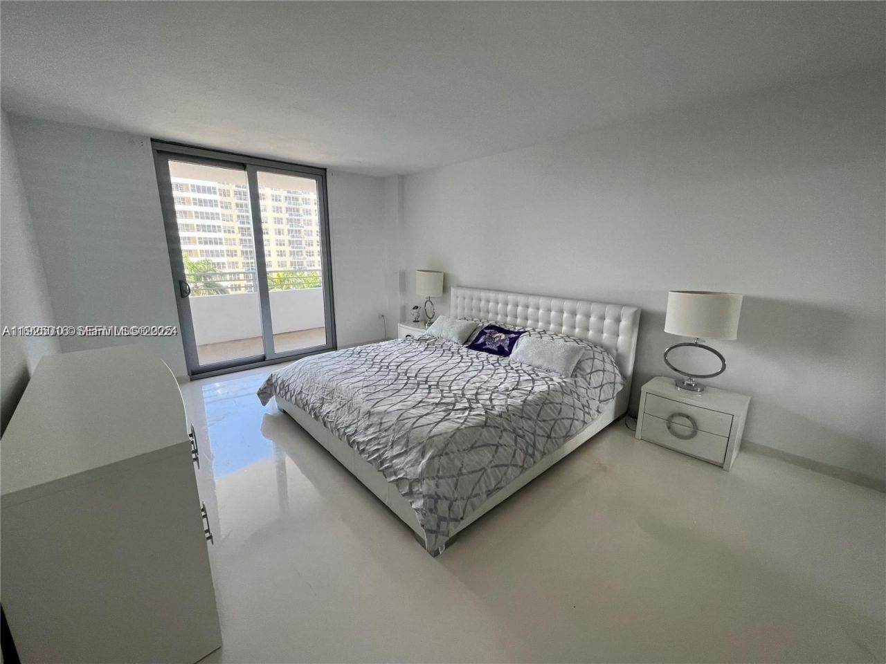 5555 Collins Ave, Unit 7T, Miami Beach, FL 33140 Photo