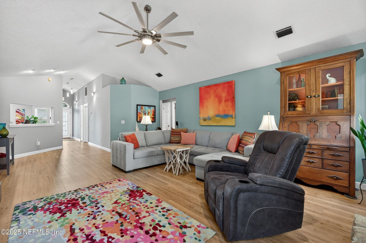 7951 Copperfield Circle N, Jacksonville, FL 32244 Photo