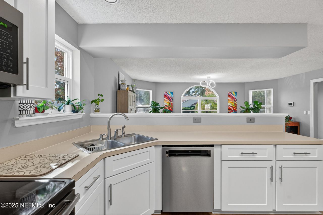 7951 Copperfield Circle N, Jacksonville, FL 32244 Photo