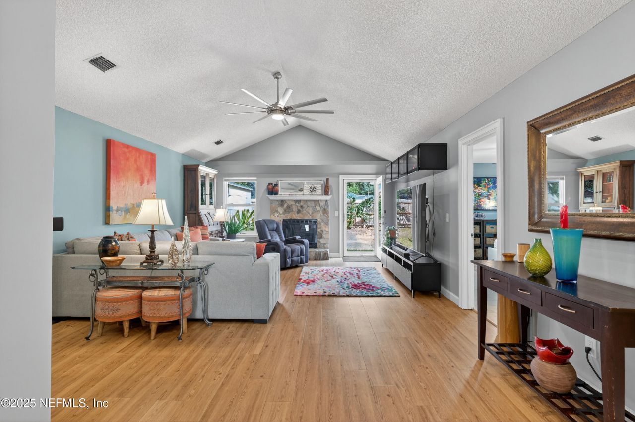 7951 Copperfield Circle N, Jacksonville, FL 32244 Photo