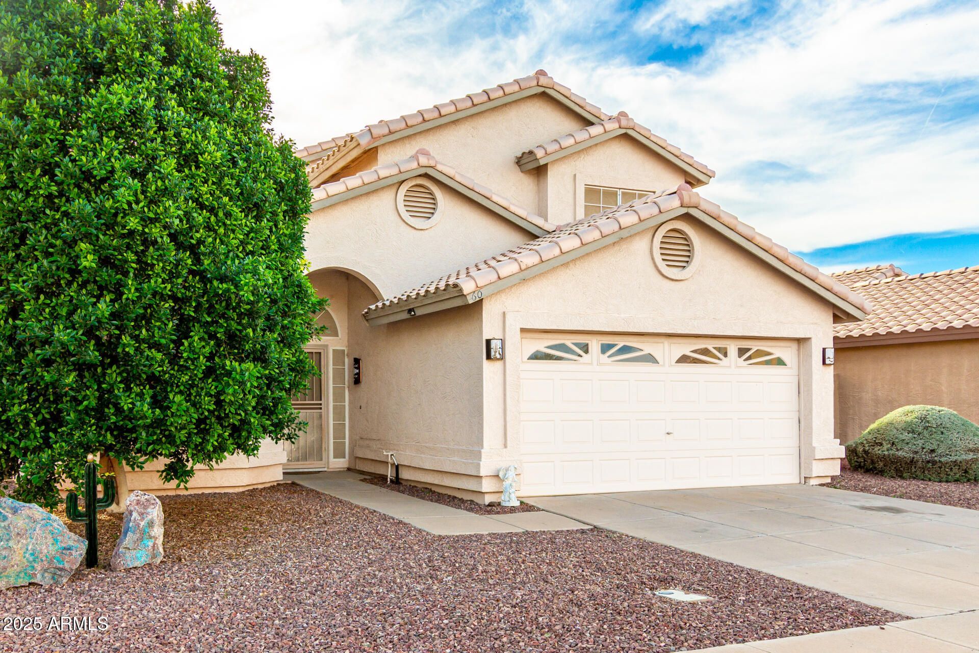 60 S Willow Creek Street, Chandler, AZ 85225 Main Photo