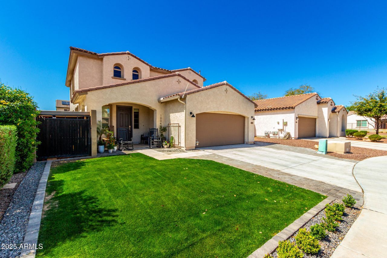 10043 W Foothill Drive, Peoria, AZ 85383 Main Photo