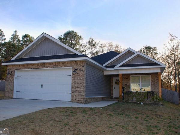 204 Sugar Maple Court, Byron, GA 31008