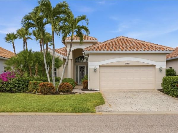 24784 Hollybrier LN, BONITA SPRINGS, FL 34134