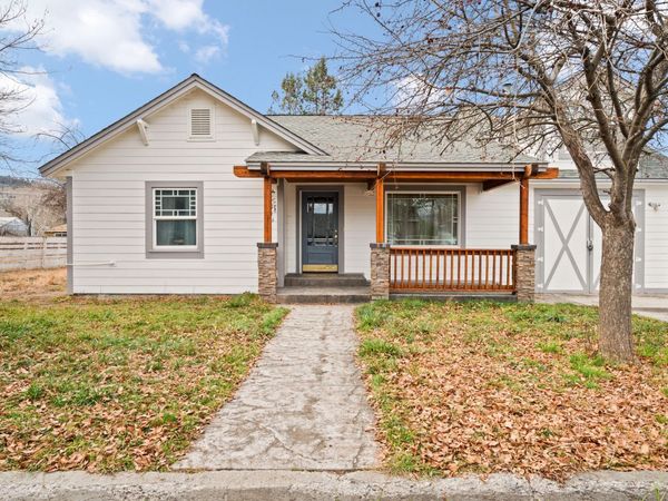 745 SE Garner Street, Prineville, OR 97754