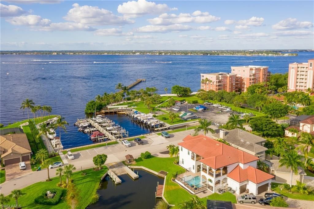 5441 Peppertree Dr, Unit 5, Fort Myers, FL 33908 Photo