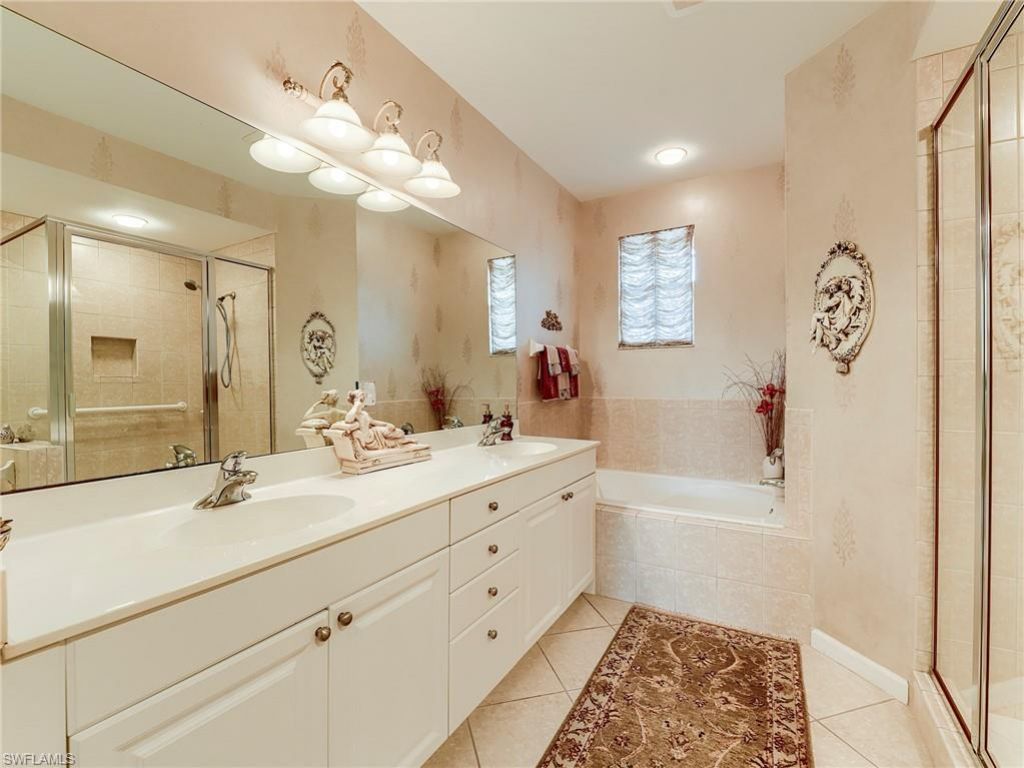 16125 Mount Abbey Way, Unit 201, Fort Myers, FL 33908 Photo