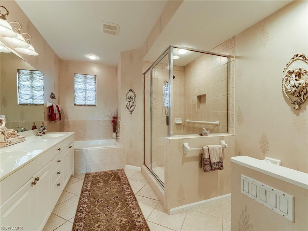 16125 Mount Abbey Way, Unit 201, Fort Myers, FL 33908 Photo
