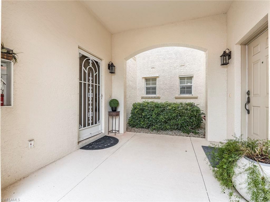 16125 Mount Abbey Way, Unit 201, Fort Myers, FL 33908 Photo