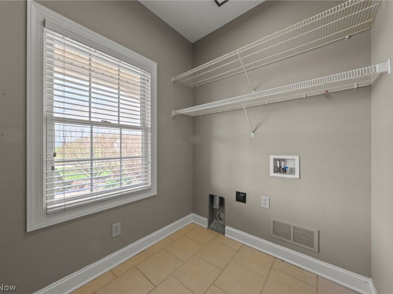 4059 Knollbrook Drive, Norton, OH 44203 Photo 12