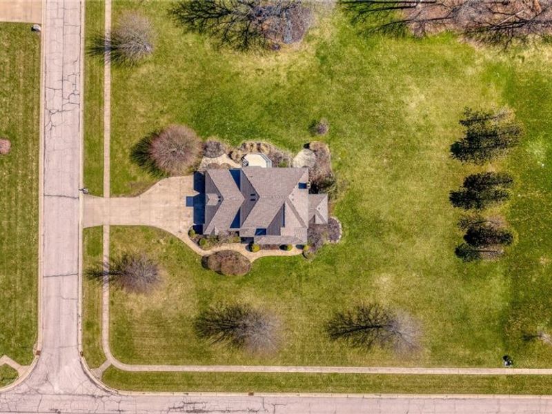 4059 Knollbrook Drive, Norton, OH 44203 Photo 2