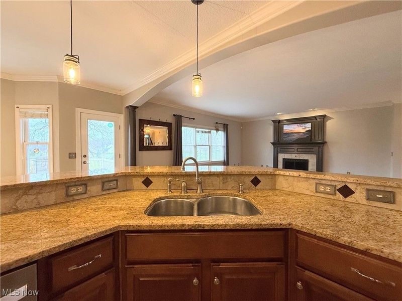 4059 Knollbrook Drive, Norton, OH 44203 Photo 8