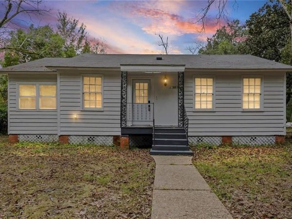 310 Court Street, Chickasaw, AL 36611