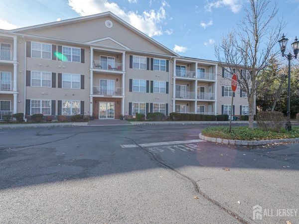 99 Liddle Avenue, Edison, NJ 08837