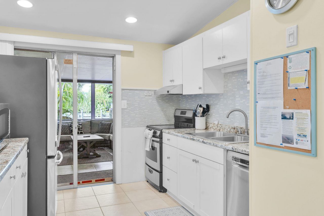 171 10th Street, Key Colony, FL 33051 Photo