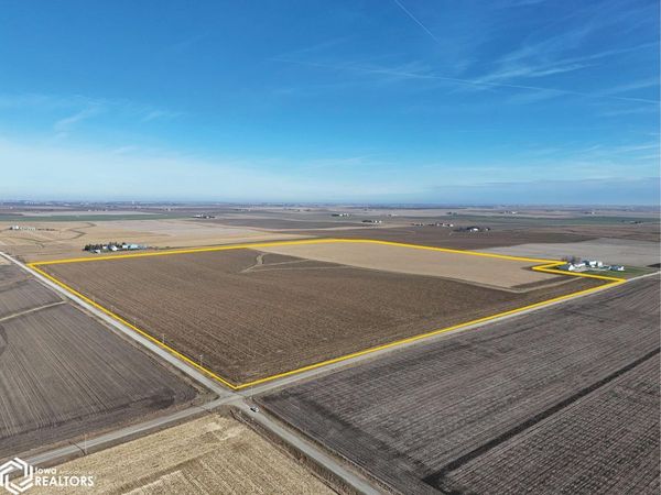 75th St. Dr. at 20th Ave., Blairstown, IA 52209