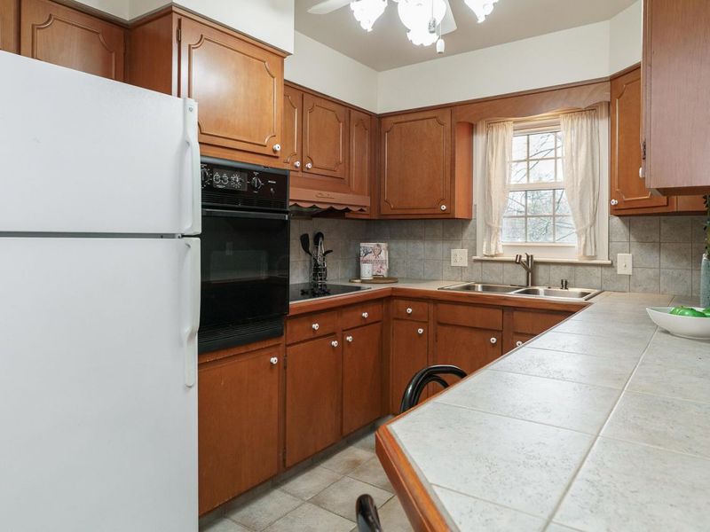 1631 Roxbury Road, Unit F3, Columbus, OH 43212 Photo 16