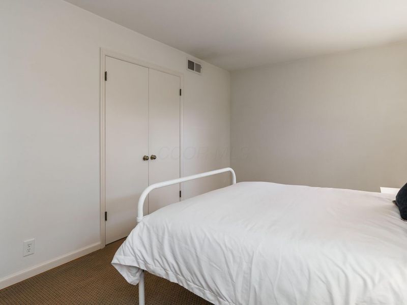 1631 Roxbury Road, Unit F3, Columbus, OH 43212 Photo 20