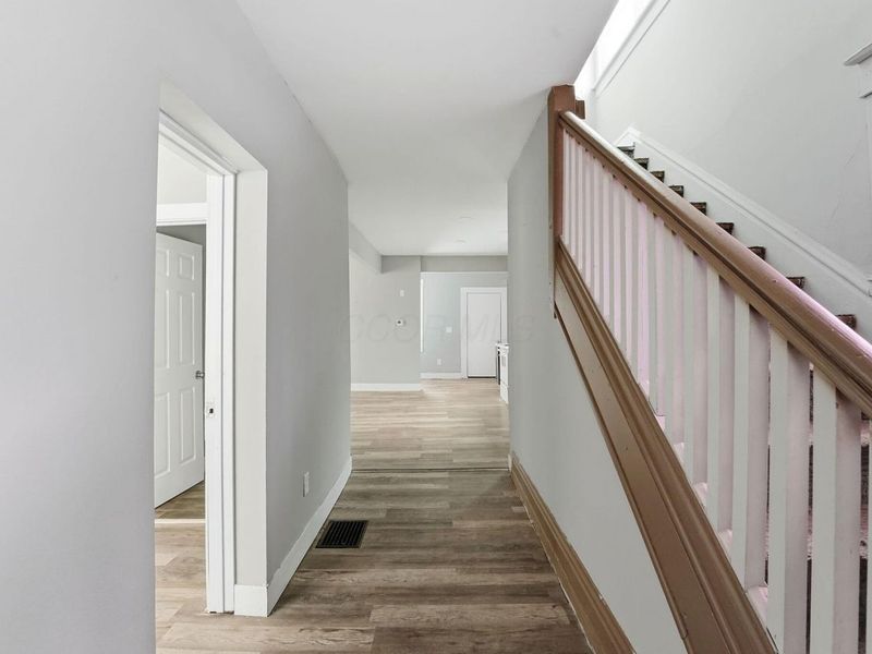 346 S Wheatland Avenue, Columbus, OH 43204 Photo 4