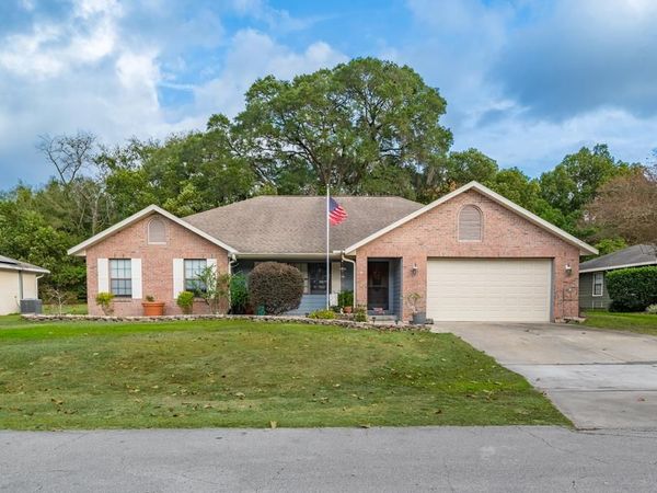 725 SE 56th Ave, Ocala, FL 34480