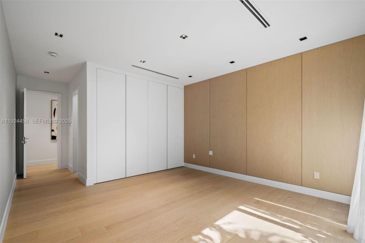 620 Ocean Blvd, Golden Beach, FL 33160 Photo