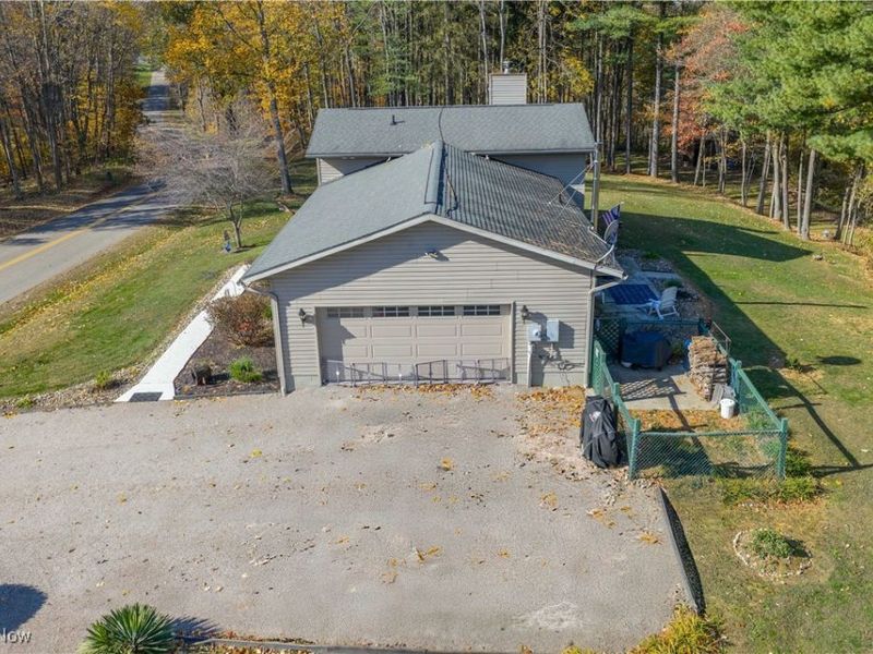 530 Midvale Mine Road SE, New Philadelphia, OH 44663 Photo 5