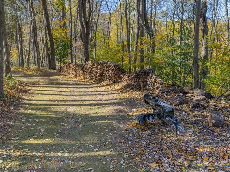 530 Midvale Mine Road SE, New Philadelphia, OH 44663 Photo 8