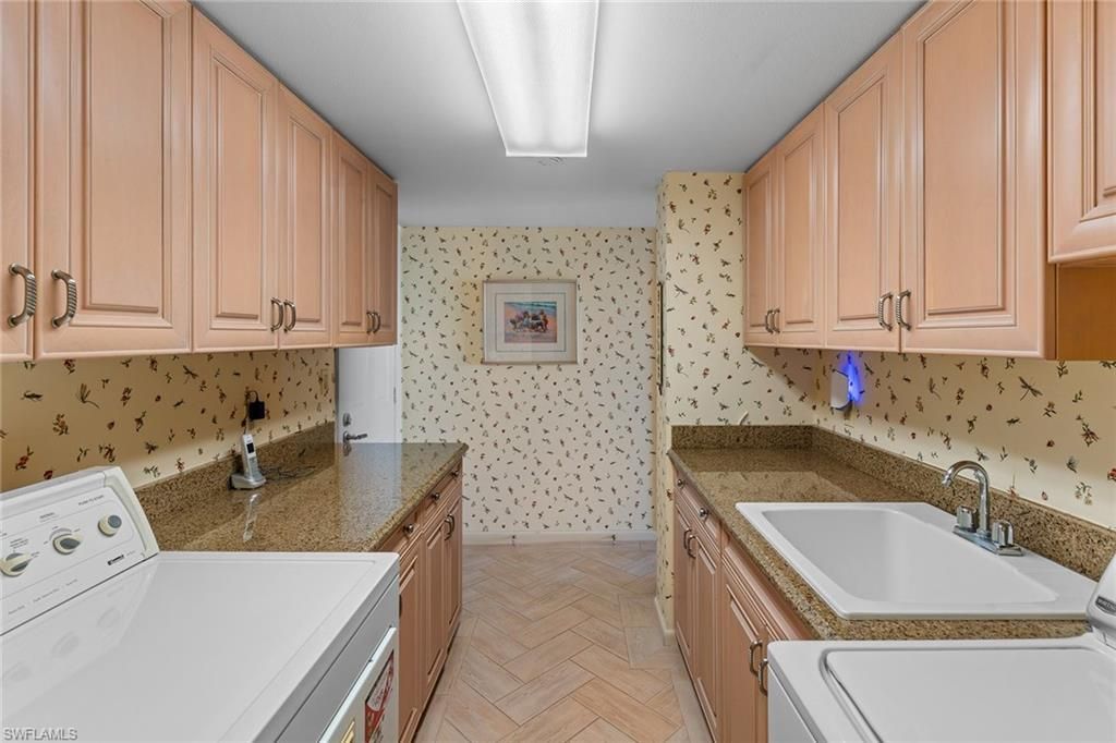 1285 Gulf Shore Blvd N, Unit 2B, Naples, FL 34102 Photo